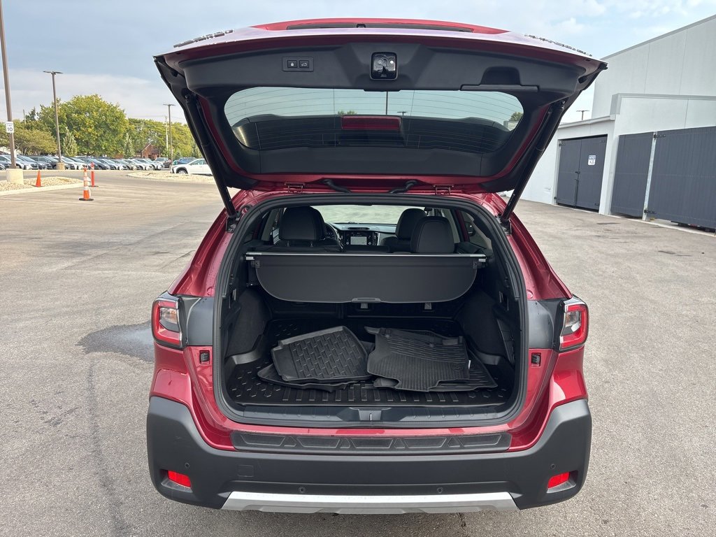 Used 2025 Subaru Outback Limited w/ Popular Package #2 image 7