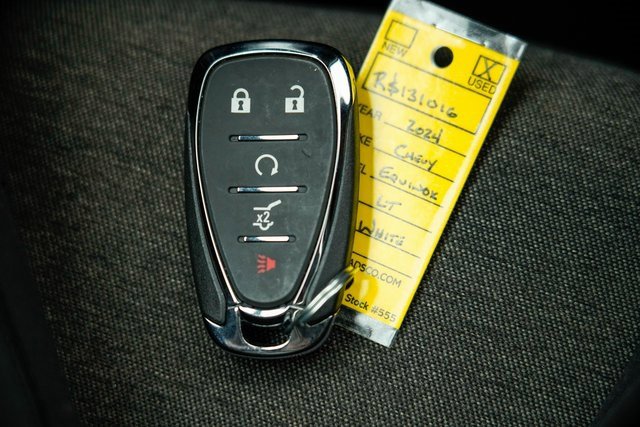 Used 2024 Chevrolet Equinox LT image 35