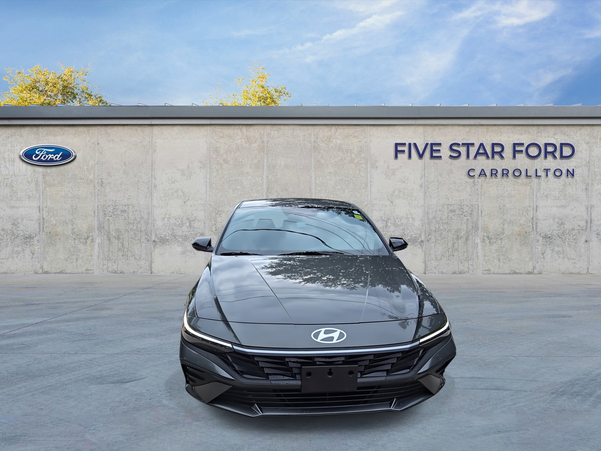 Used 2025 Hyundai Elantra Sport FWD image 3