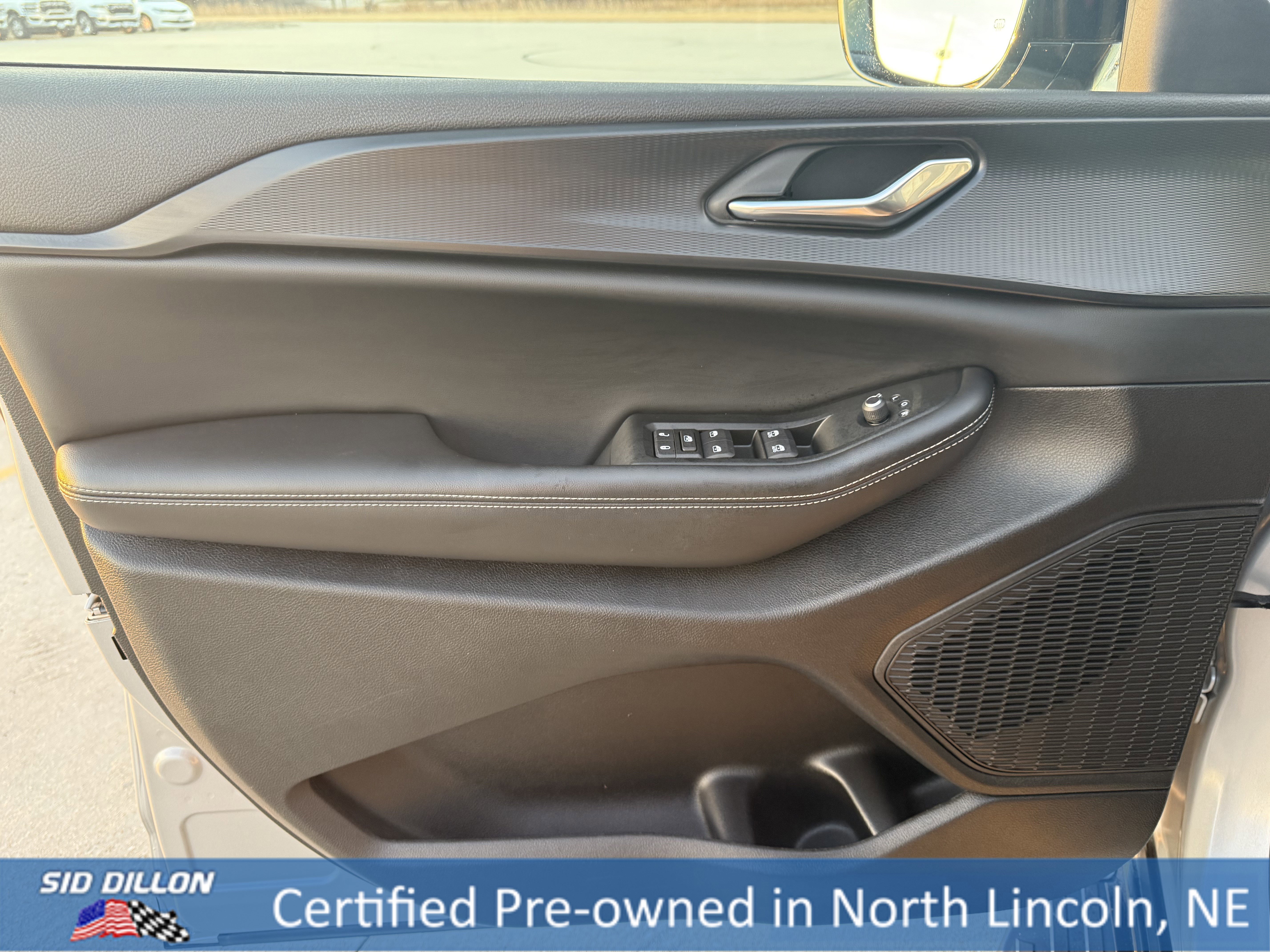 Used 2024 Jeep Grand Cherokee Altitude image 19