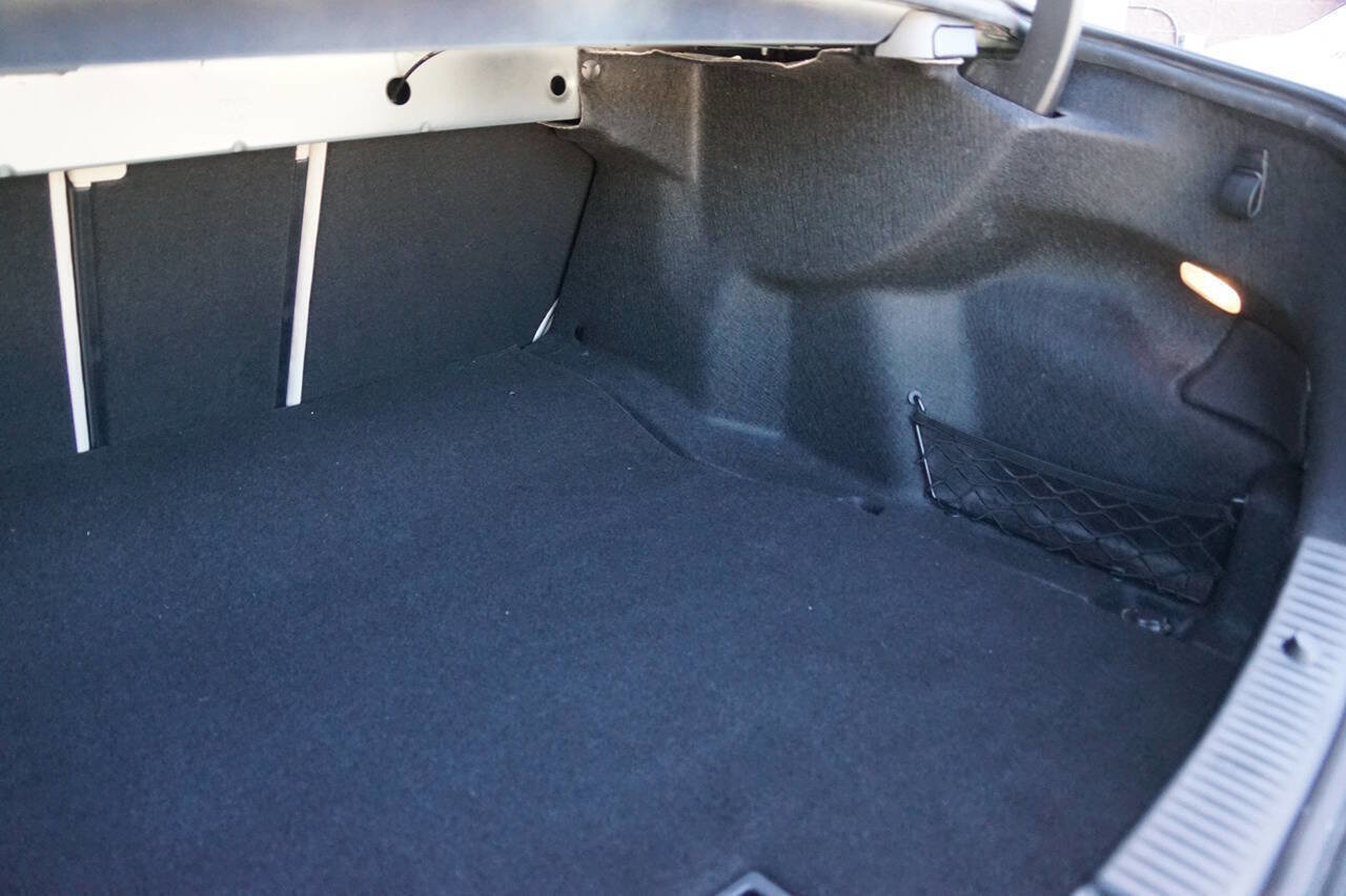 Used 2016 Mercedes-Benz C 300 Sedan image 42