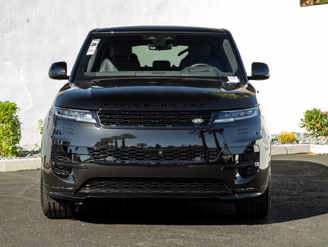 New 2026 Land Rover Range Rover Sport Dynamic SE AWD/4WD image 3
