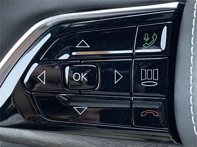 New 2024 Jeep Grand Cherokee Overland image 12