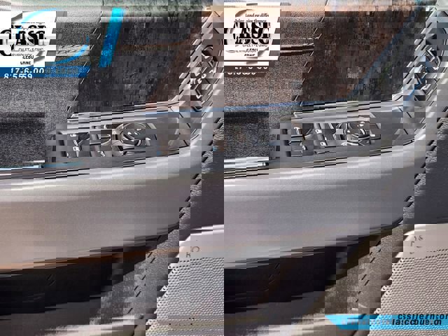 Used 2023 Ford F150 Lightning Lariat image 40