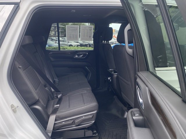 Used 2022 GMC Yukon SLE image 31