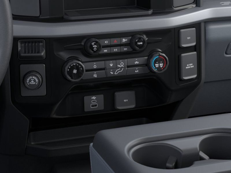 New 2026 Ford F350 XL w/ 360-Degree Camera Package RWD image 15
