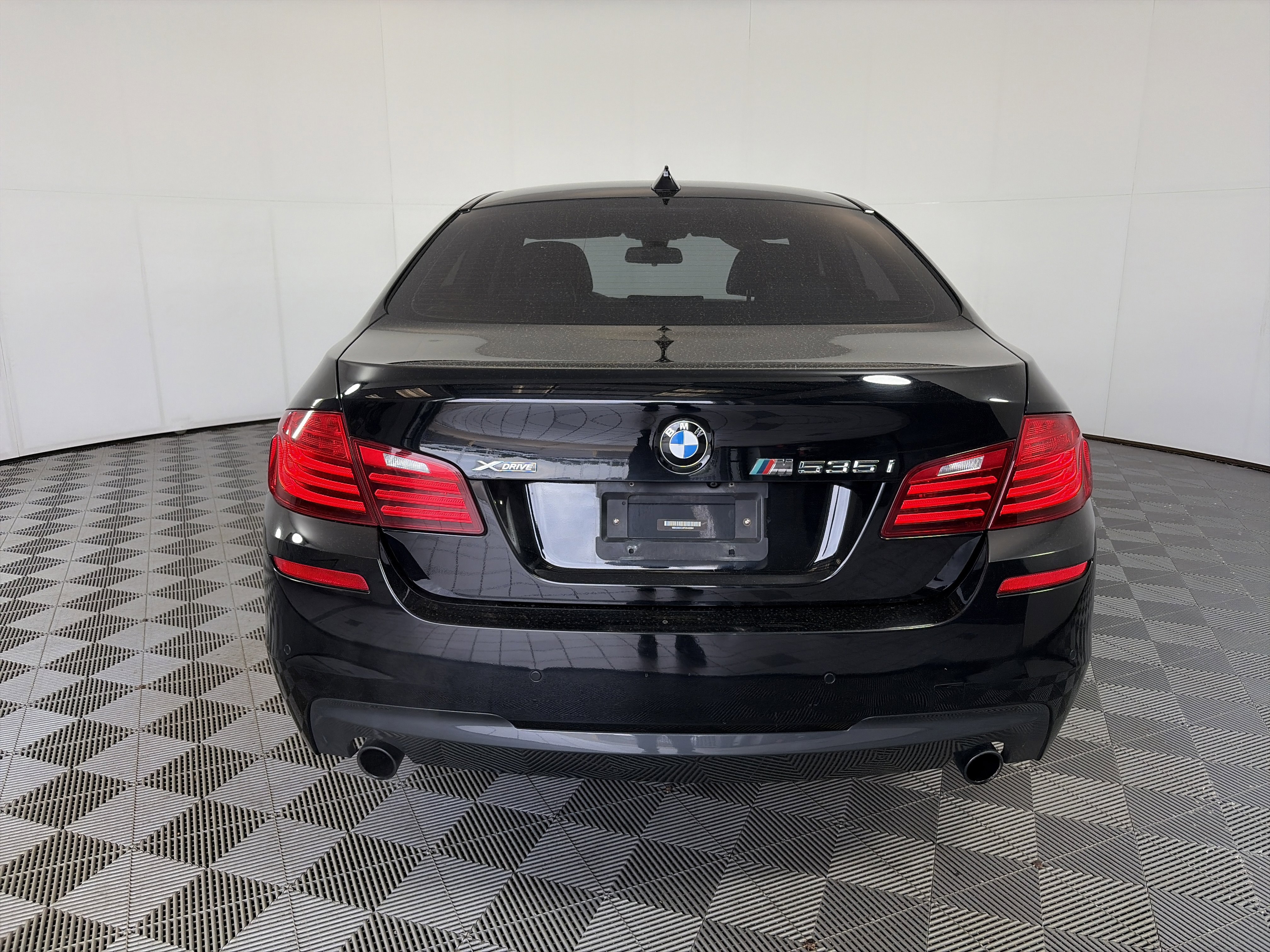 Used 2015 BMW 535i xDrive Sedan AWD/4WD image 6