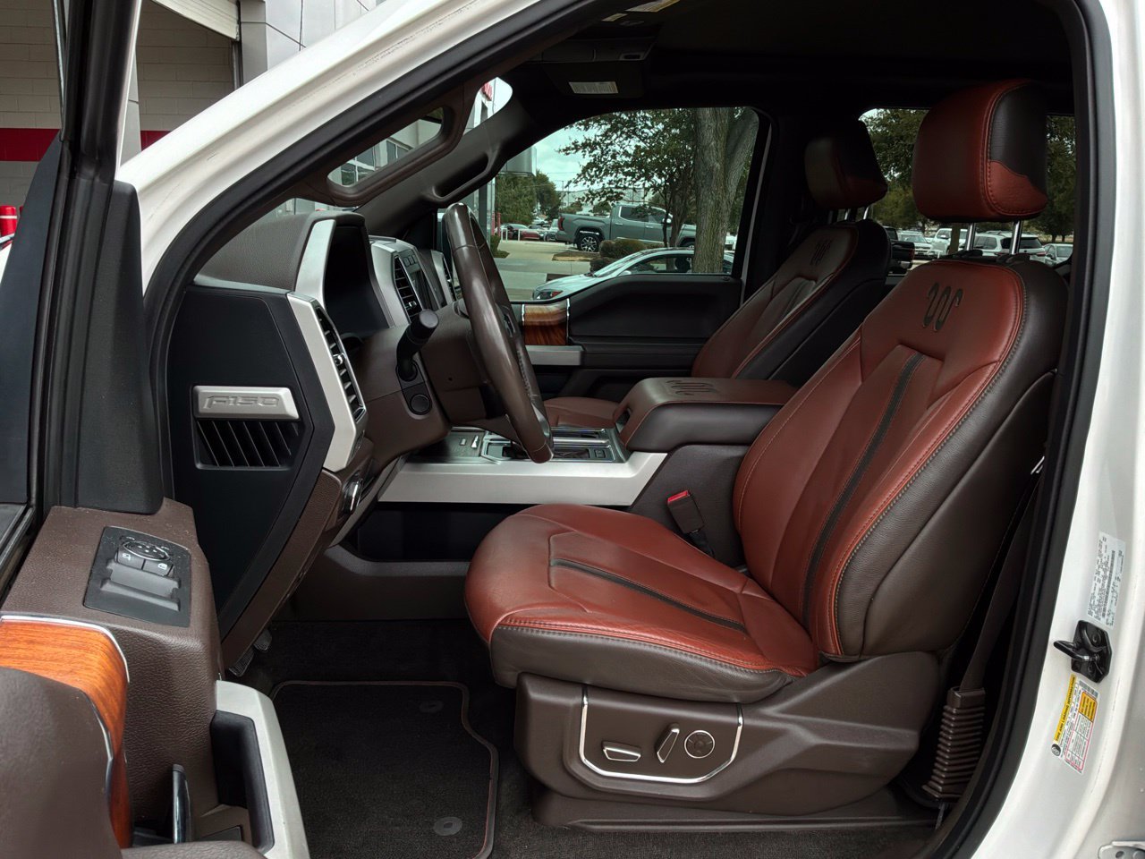 Used 2018 Ford F150 King Ranch w/ Equipment Group 601A Luxury AWD/4WD image 16