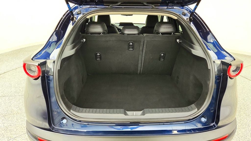 Used 2021 MAZDA CX-30 AWD 2.5 S w/ Select Package image 21