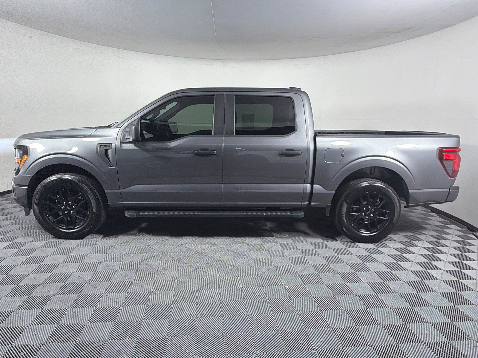 Used 2024 Ford F150 STX w/ STX Black Appearance Package RWD image 4