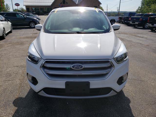 Used 2017 Ford Escape SE AWD/4WD image 2