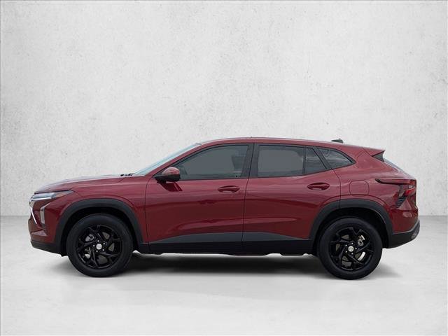 Used 2025 Chevrolet Trax LS w/ LS Convenience Package image 8