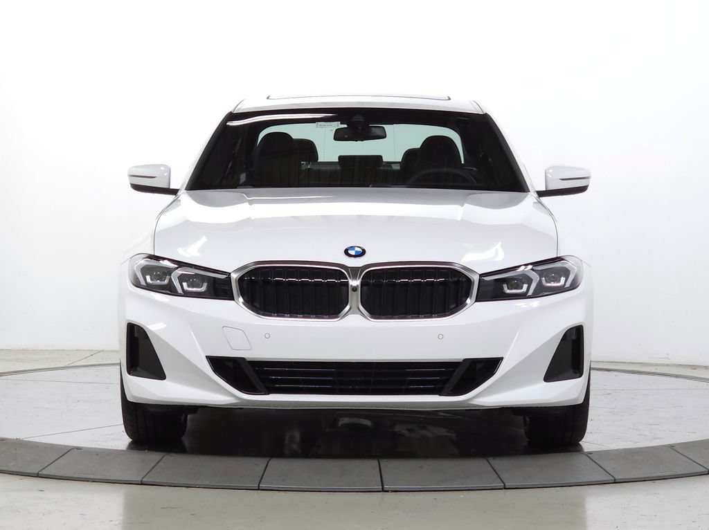 Used 2026 BMW 330i xDrive Sedan w/ Convenience Package AWD/4WD image 2