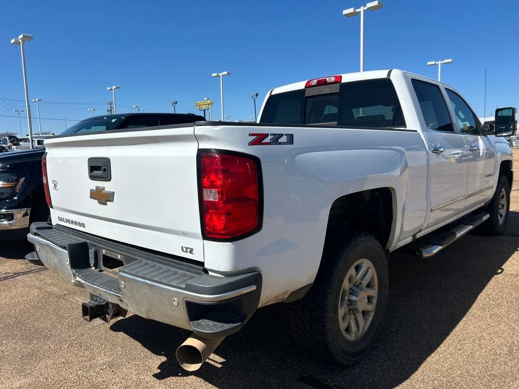 Used 2018 Chevrolet Silverado 3500 LTZ w/ Duramax Plus Package image 4