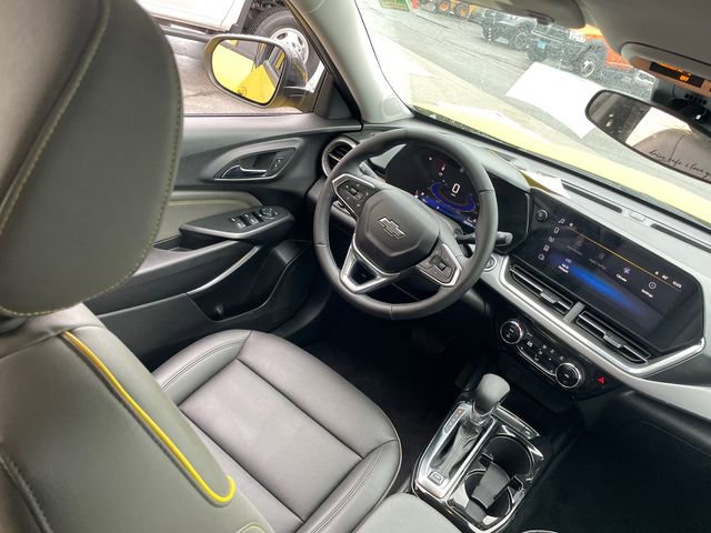 Used 2024 Chevrolet Trax ACTIV w/ Driver Confidence Package image 23