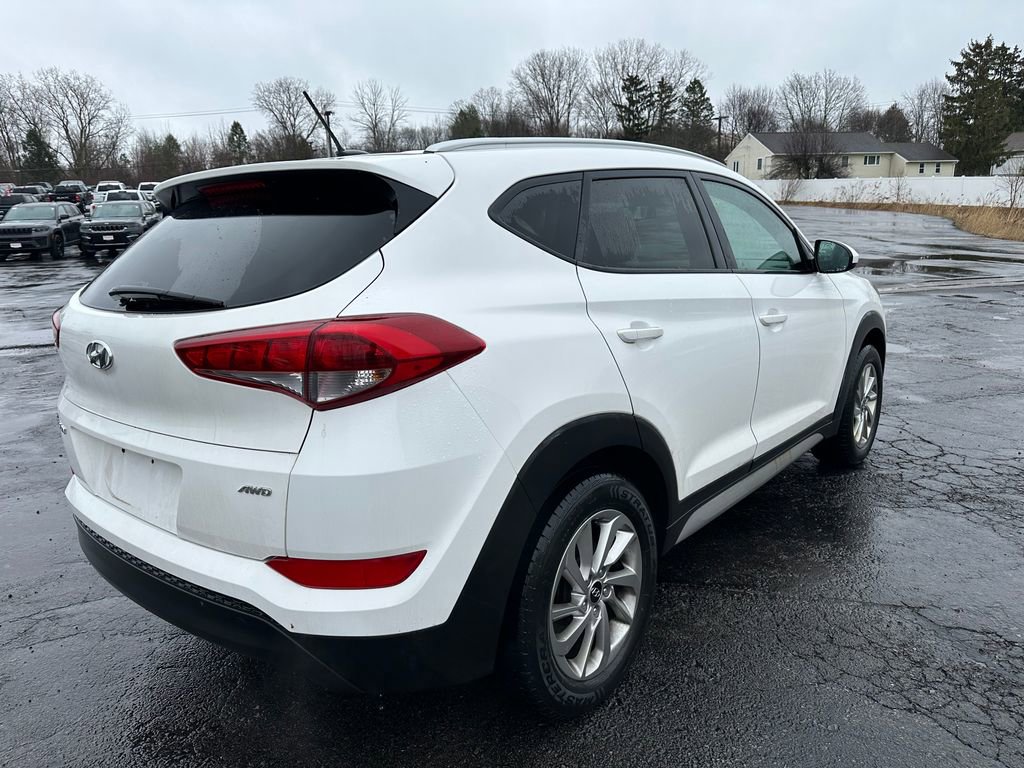 Used 2017 Hyundai Tucson SE image 12