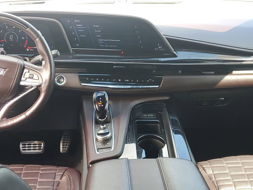 Used 2023 Cadillac Escalade V w/ LPO, ONYX Package AWD/4WD image 19