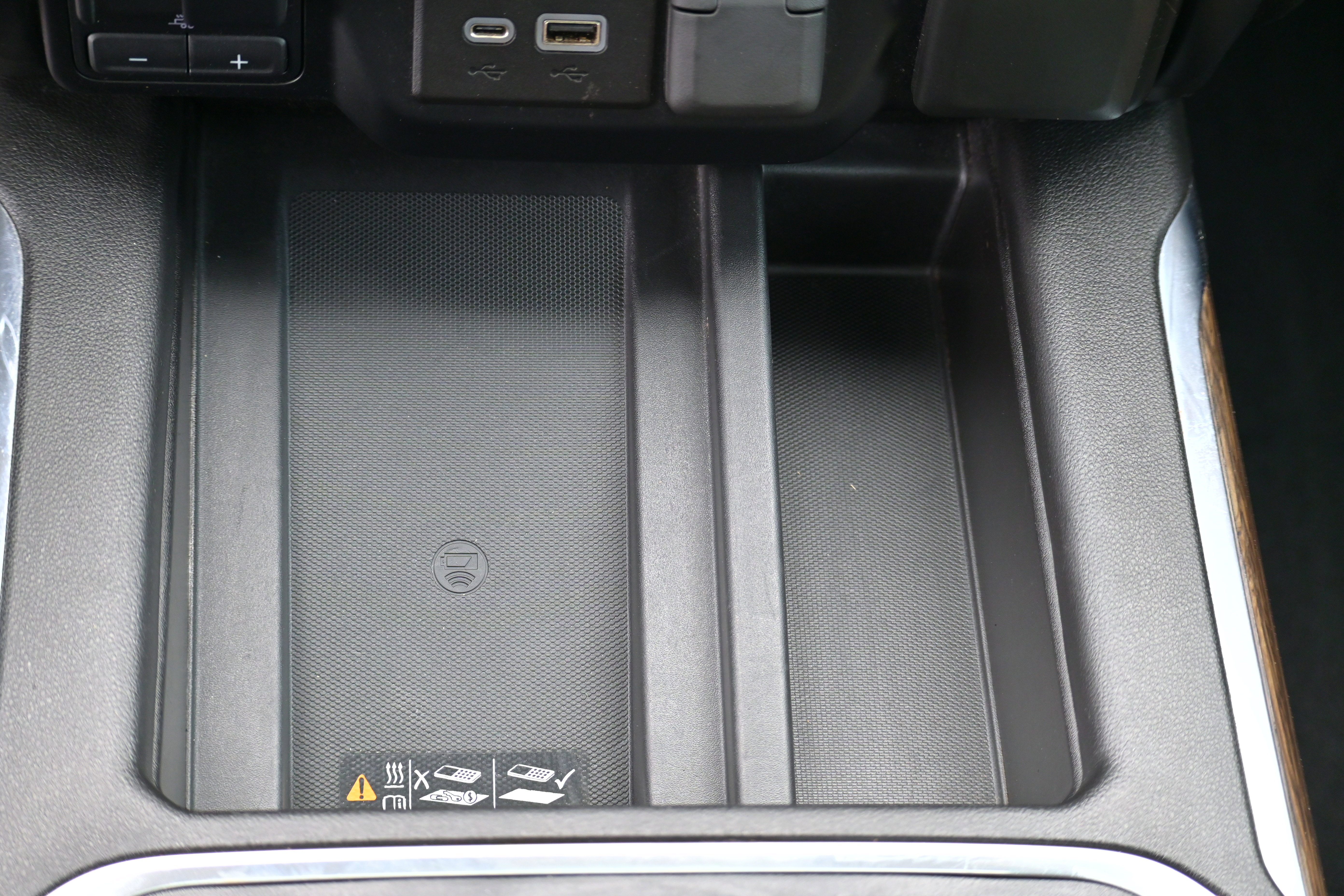 Used 2020 Chevrolet Silverado 2500 High Country image 25