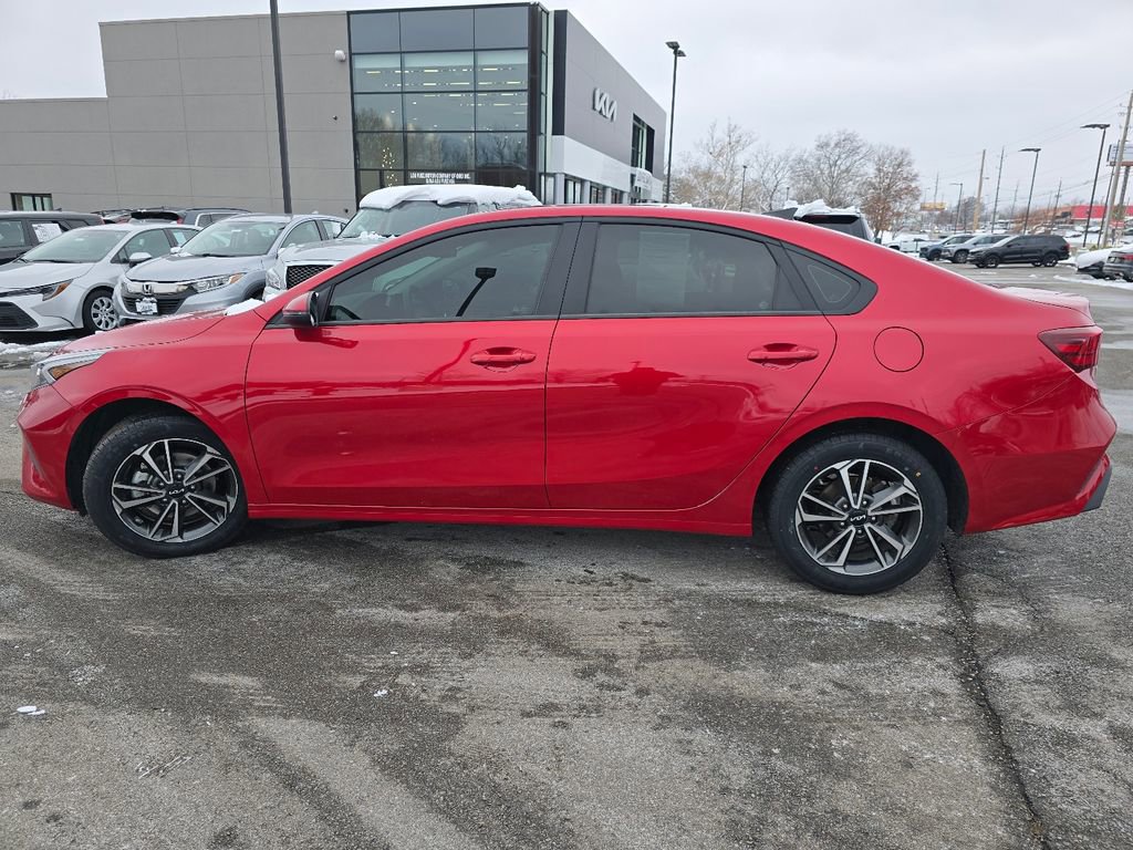 Used 2023 Kia Forte LXS w/ LXS Technology Package image 14