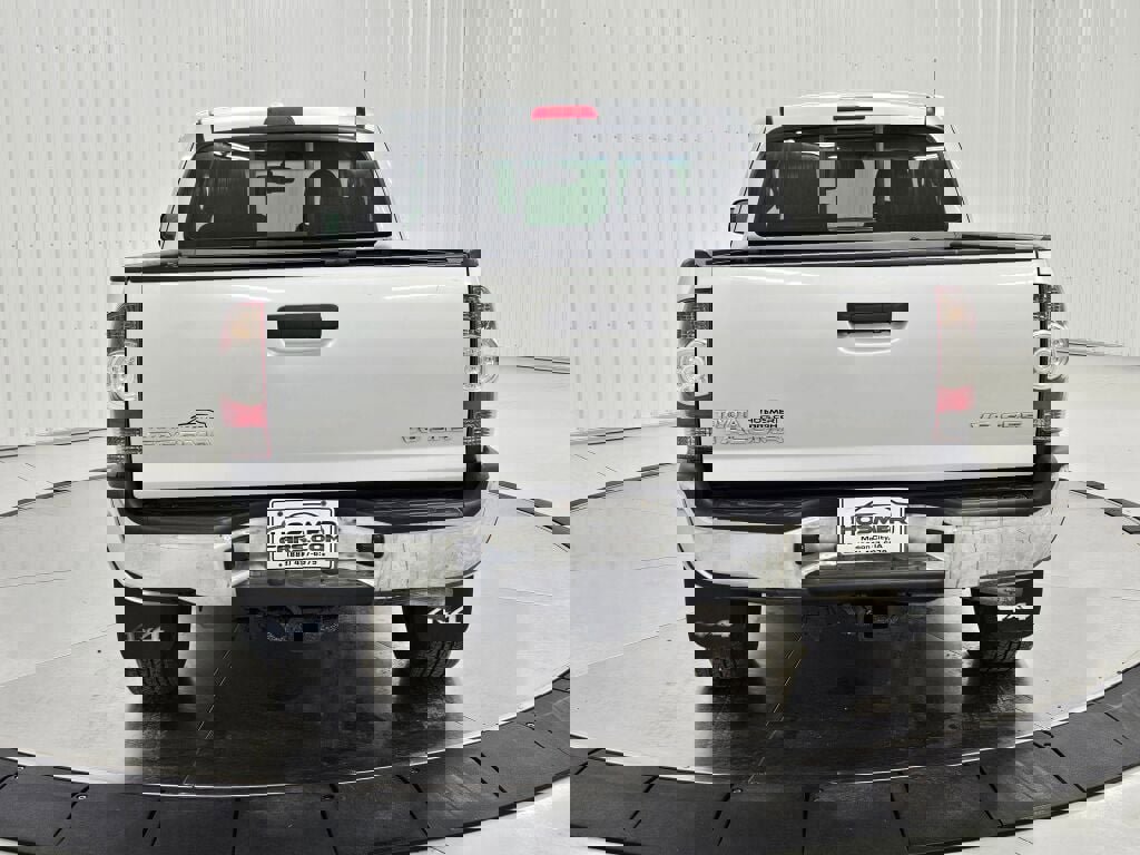 Used 2009 Toyota Tacoma 4x4 Access Cab V6 image 4