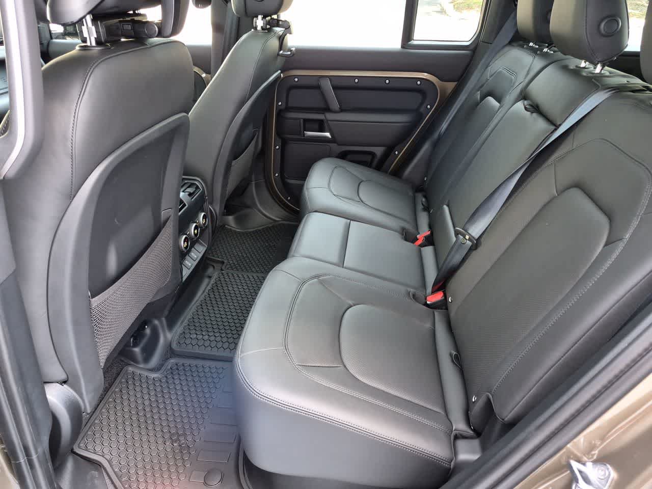 New 2026 Land Rover Defender 110 S AWD/4WD image 20