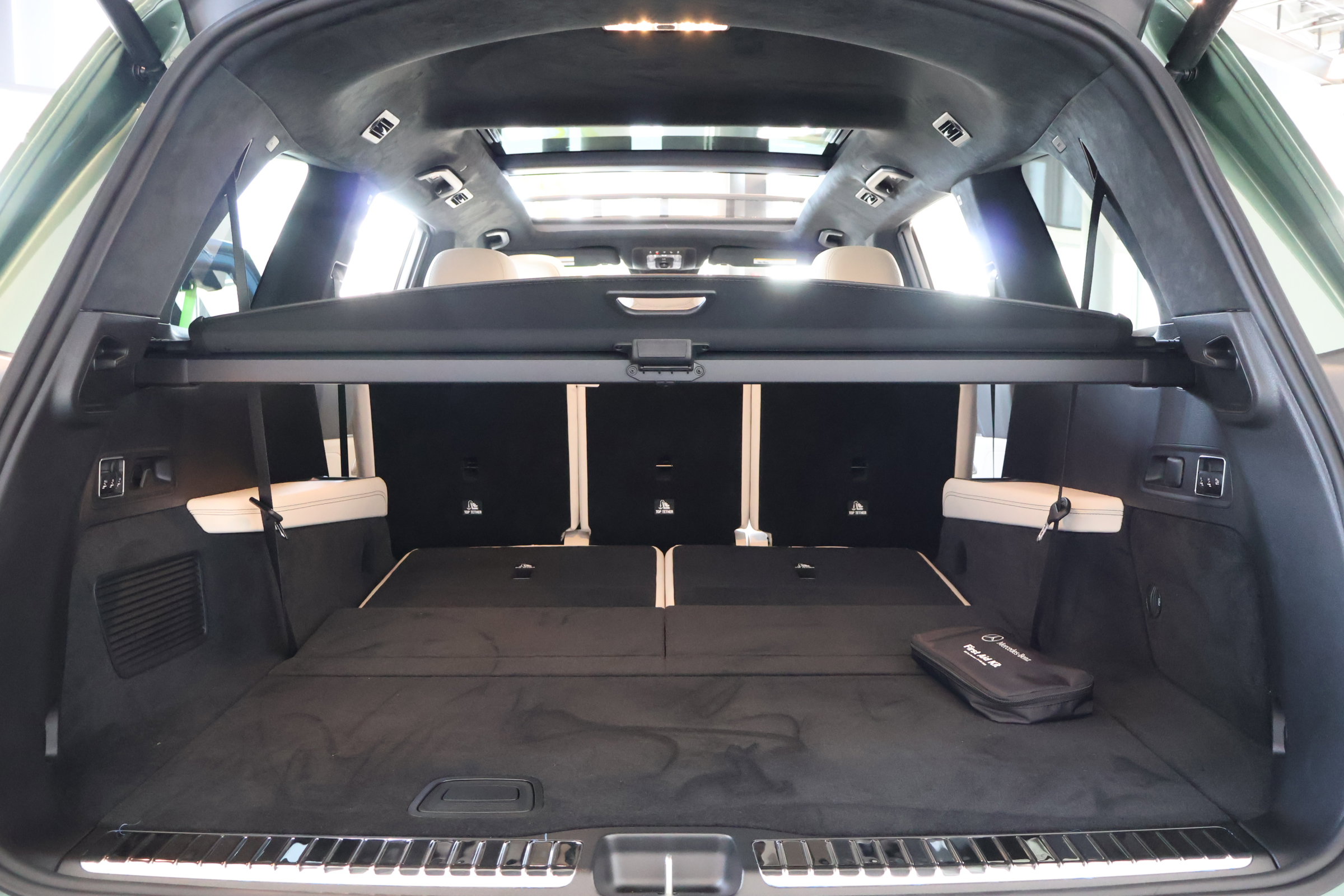 New 2026 Mercedes-Benz GLS 63 AMG 4MATIC image 19