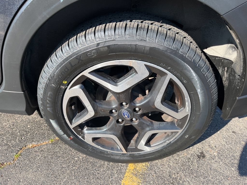 Used 2019 Subaru Crosstrek 2.0i Limited w/ Moonroof Package w/Navigation AWD/4WD image 11