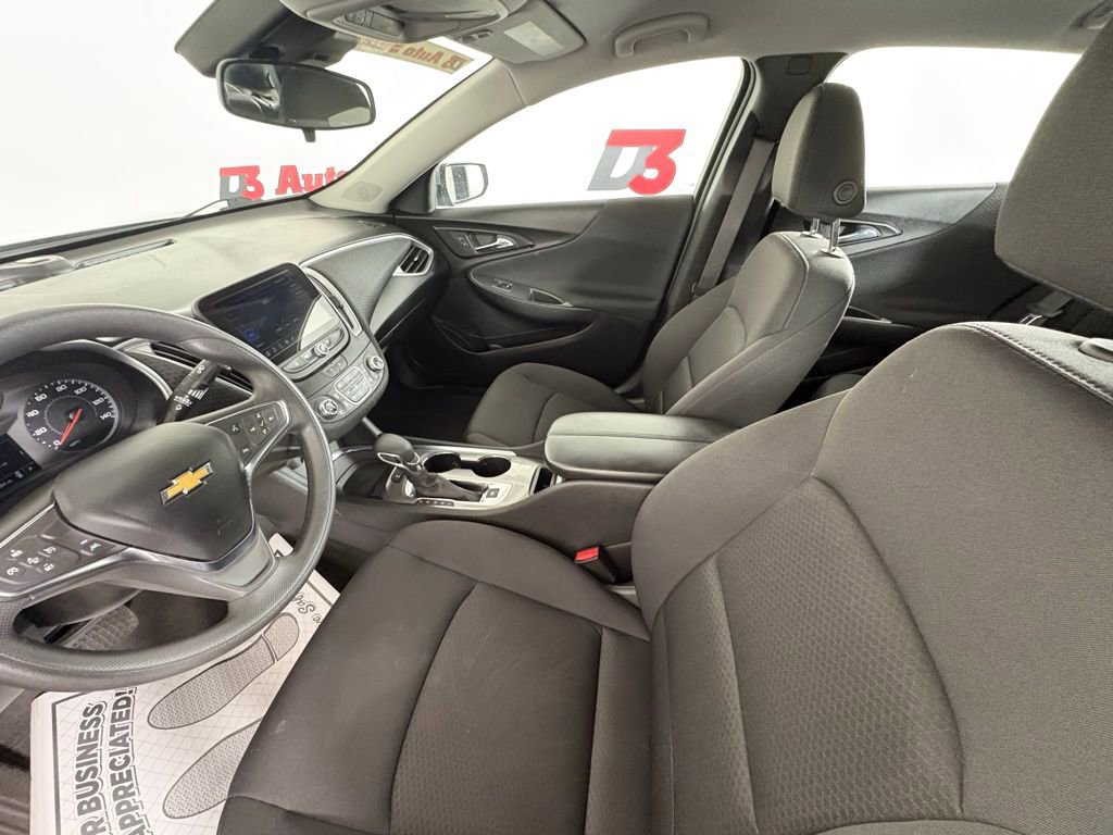 Used 2024 Chevrolet Malibu LT FWD image 13