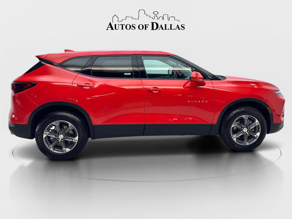 Used 2025 Chevrolet Blazer LT FWD image 10