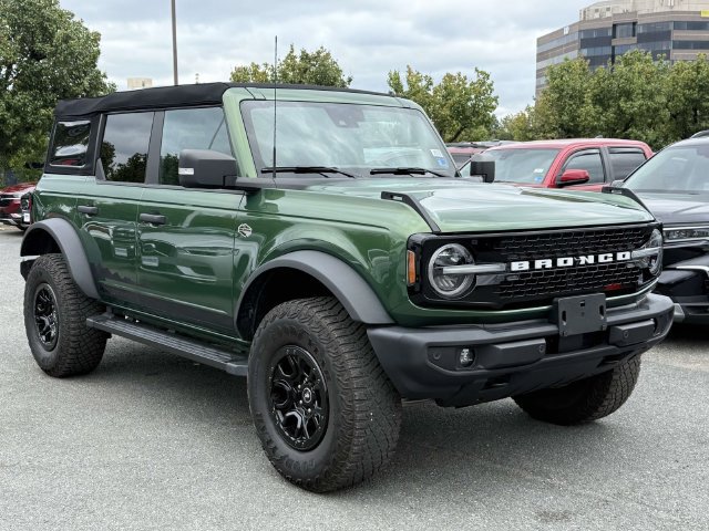 Used 2022 Ford Bronco Wildtrak AWD/4WD image 1