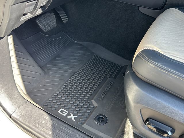 Used 2024 Lexus GX 550 AWD/4WD image 15