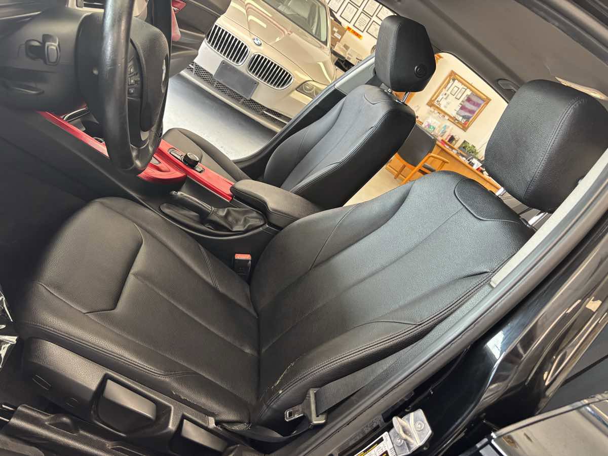 Used 2016 BMW 320i Sedan RWD image 20