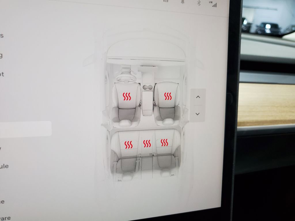 Used 2022 Tesla Model 3 Long Range image 32