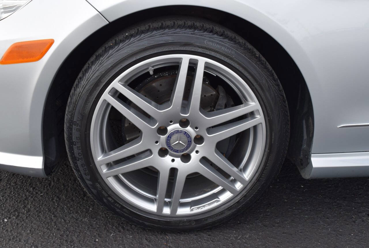 Used 2011 Mercedes-Benz E 350 4MATIC Wagon image 7