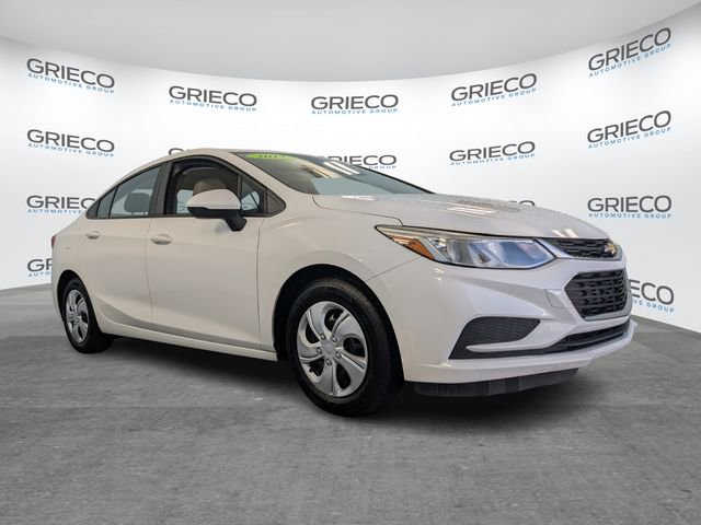 Used 2017 Chevrolet Cruze LS image 1
