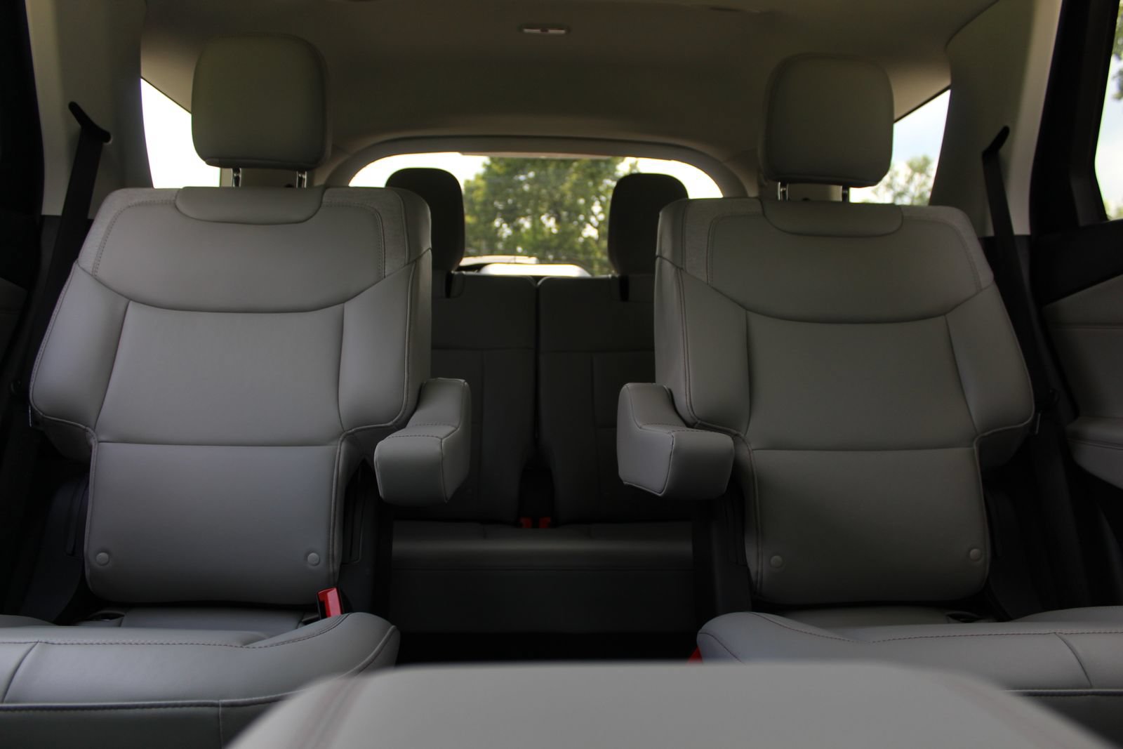 New 2026 Ford Explorer Active w/ Active Comfort Package AWD/4WD image 13