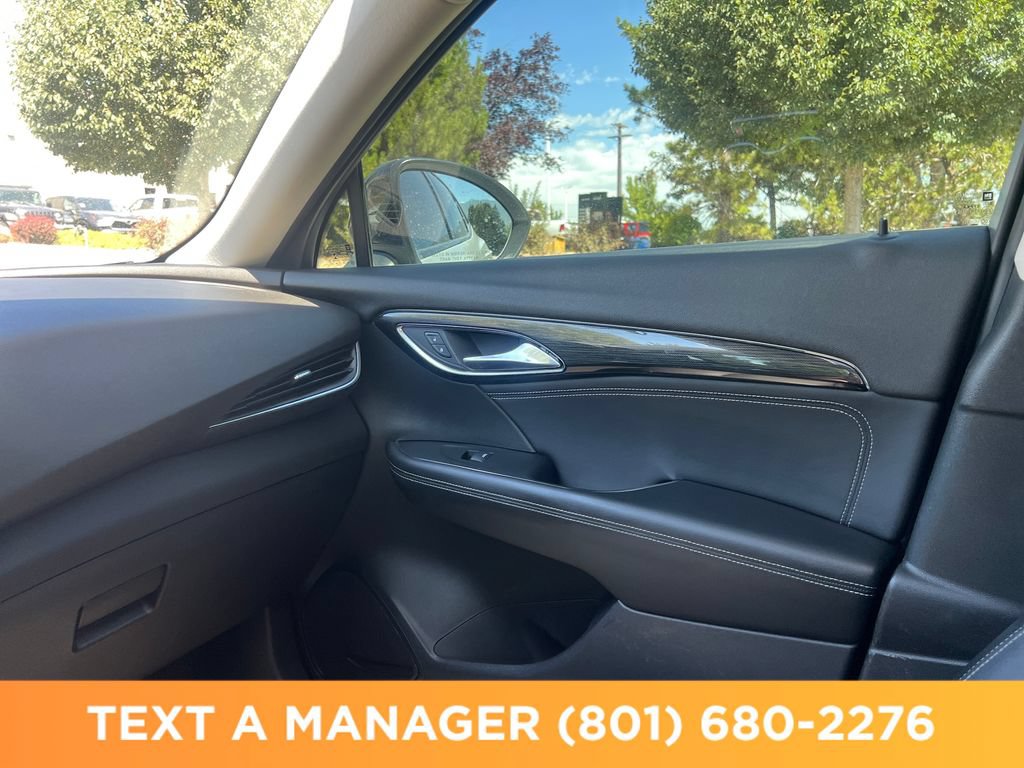 Used 2021 Buick Envision Essence w/ Sport Touring Package AWD/4WD image 28