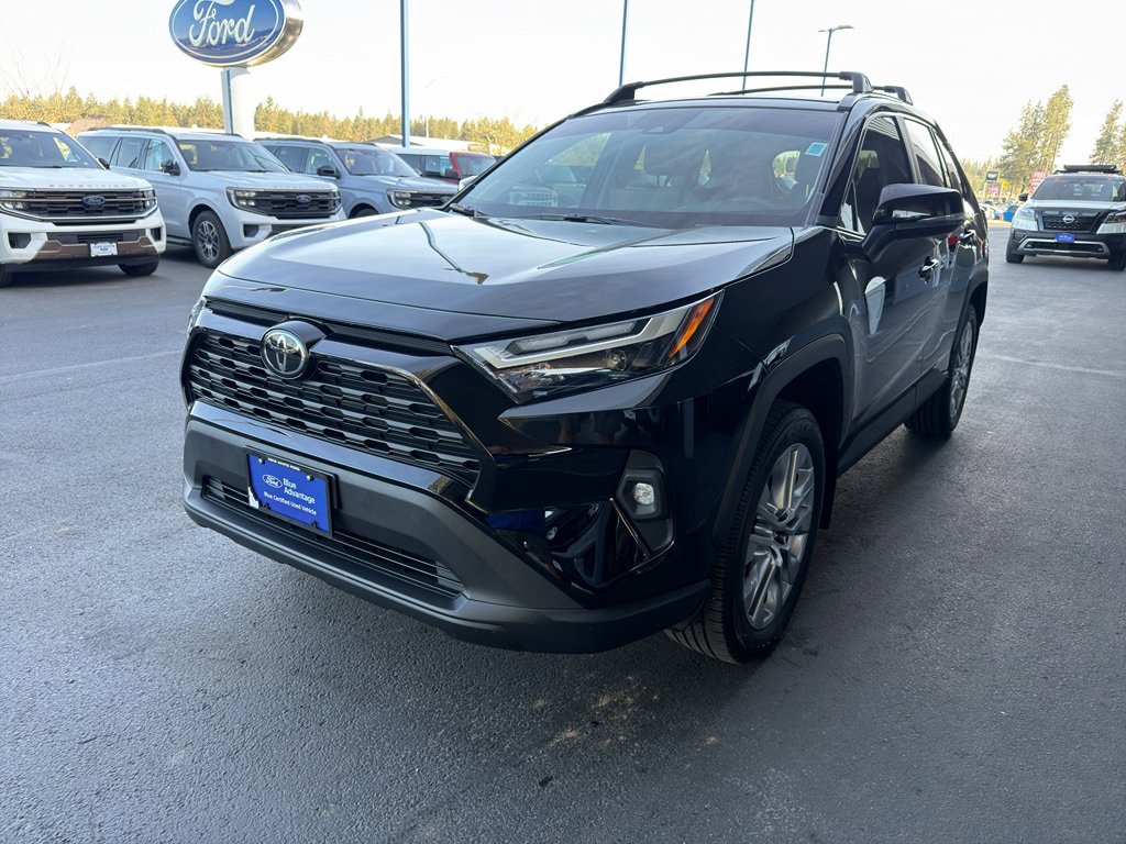 Used 2025 Toyota RAV4 XLE Premium w/ Weather Package AWD/4WD image 3