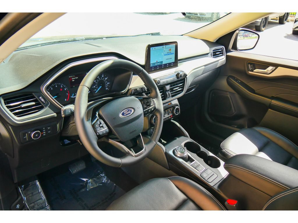 Used 2022 Ford Escape SEL AWD/4WD image 11