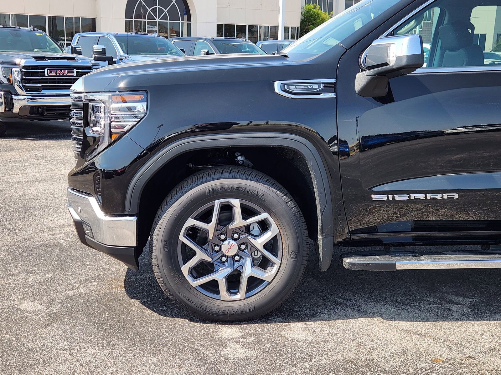 New 2026 GMC Sierra 1500 SLT w/ SLT Premium Plus Package image 8