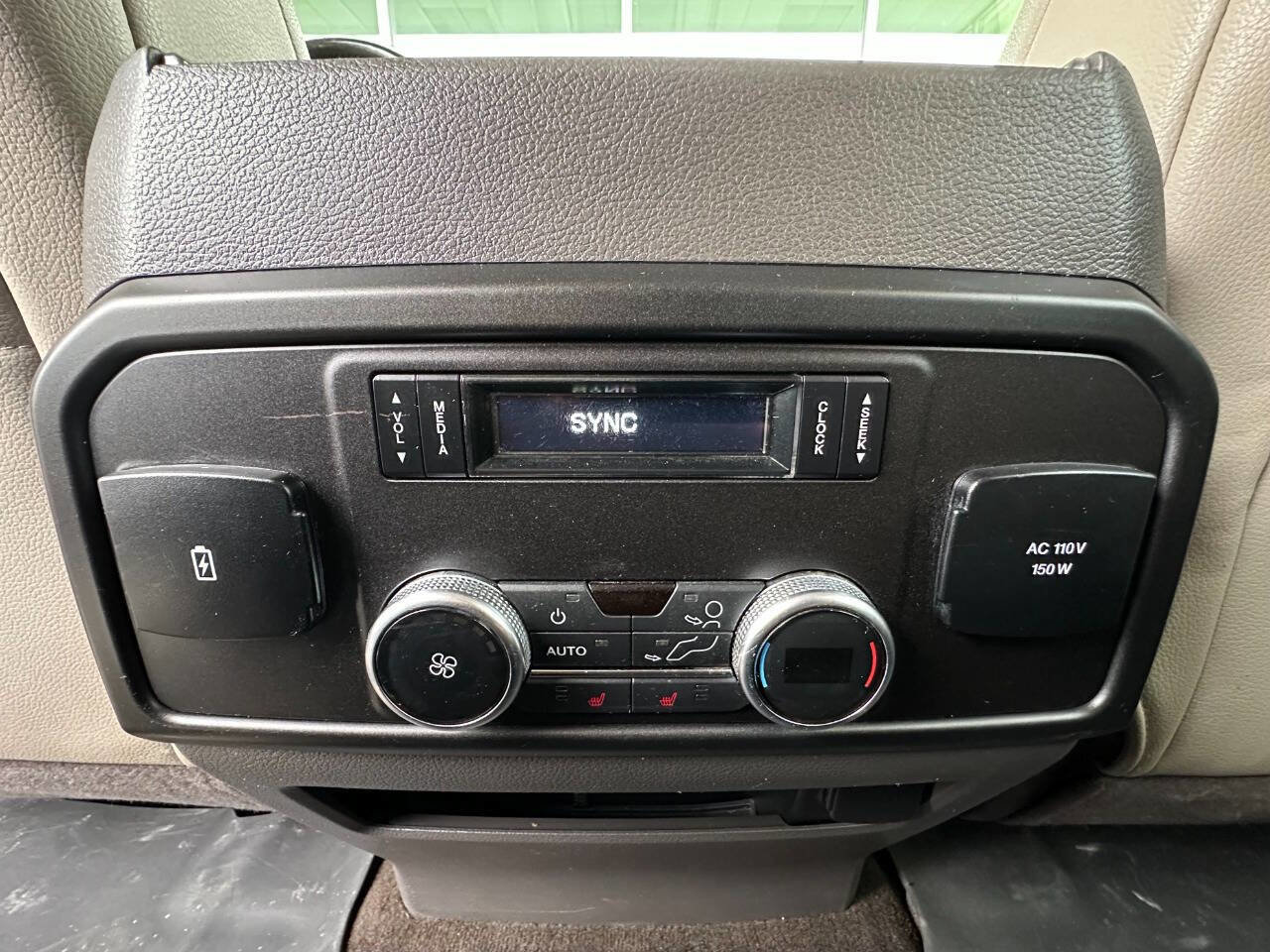 Used 2018 Ford Expedition Limited w/ Equipment Group 302A image 27