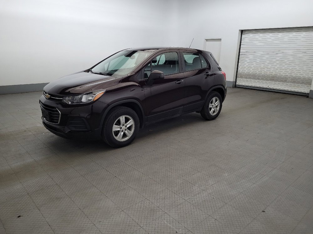 Used 2021 Chevrolet Trax LS AWD/4WD image 2