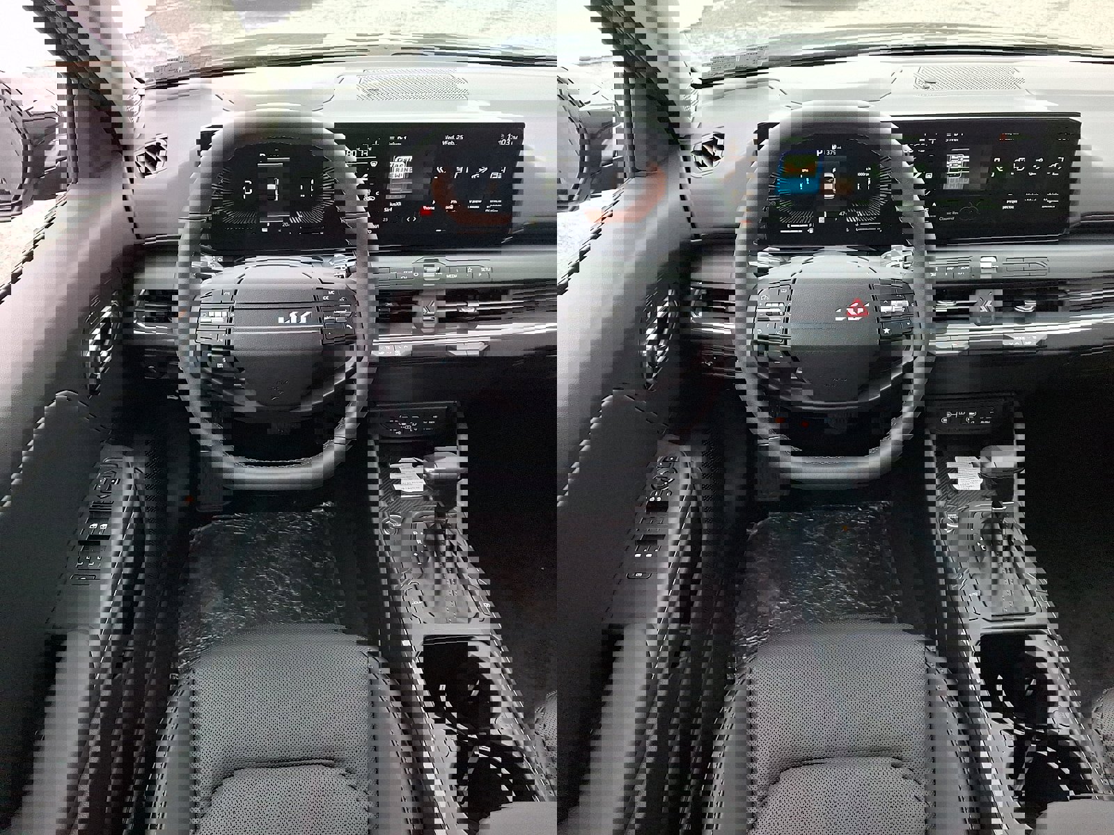 New 2026 Kia K4 EX image 10