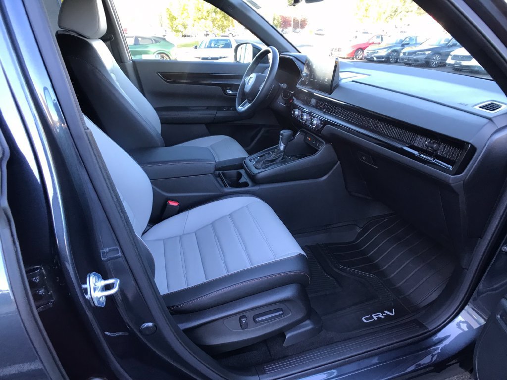 Certified 2026 Honda CR-V Sport Touring image 13