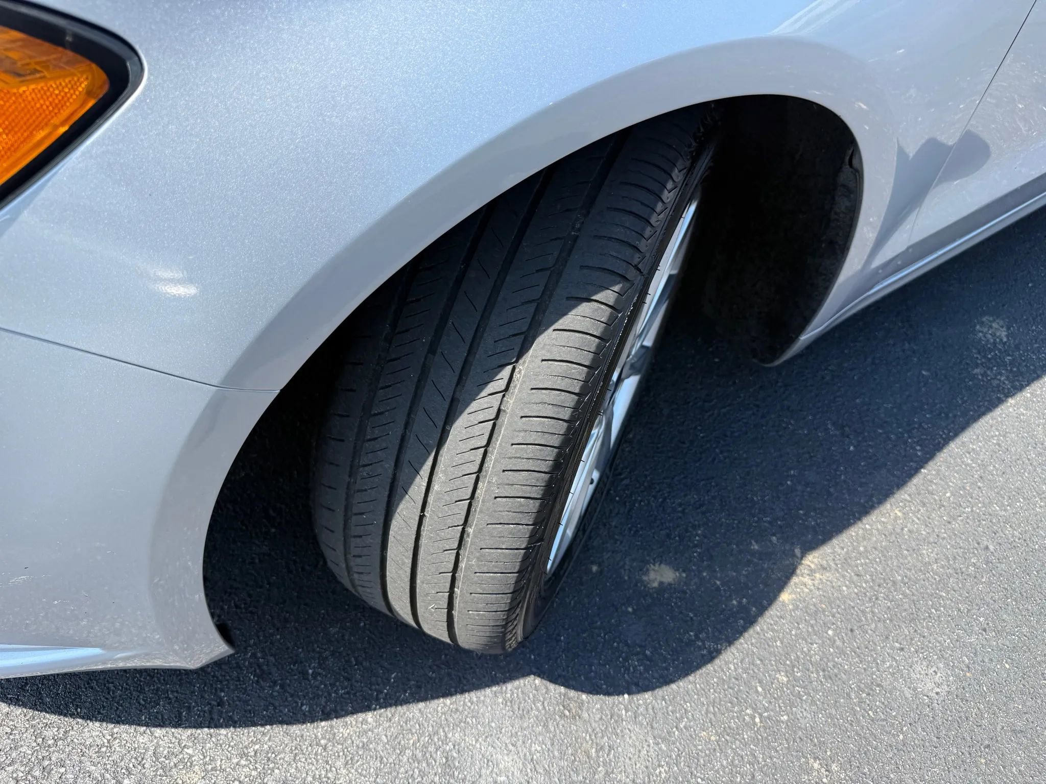 Used 2017 Ford Fusion SE w/ Fusion SE Technology Package image 42