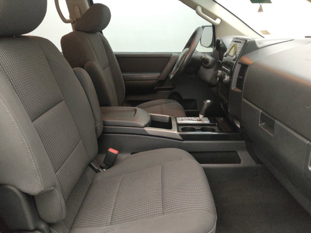 Used 2014 Nissan Titan SV w/ SV Value Truck Package RWD image 21