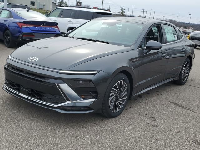 New 2026 Hyundai Sonata Limited image 2
