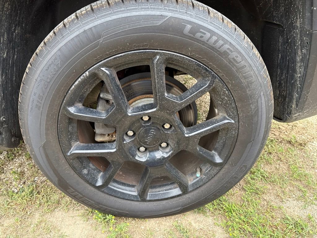 Used 2020 Jeep Renegade Altitude FWD image 9