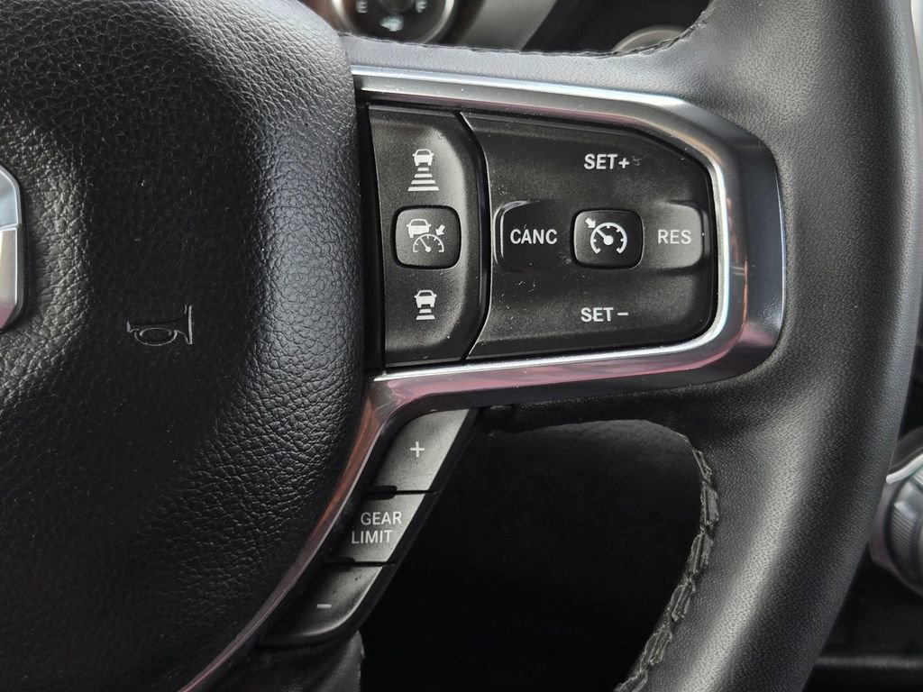Used 2025 RAM 1500 Laramie image 22