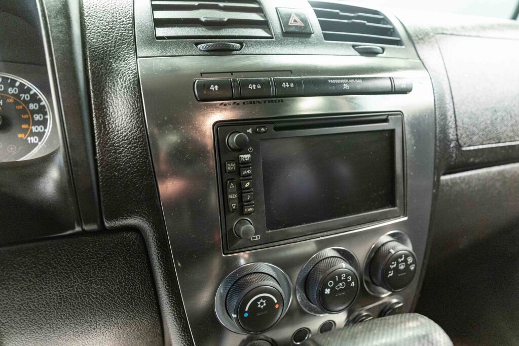 Used 2008 HUMMER H3 Alpha image 12